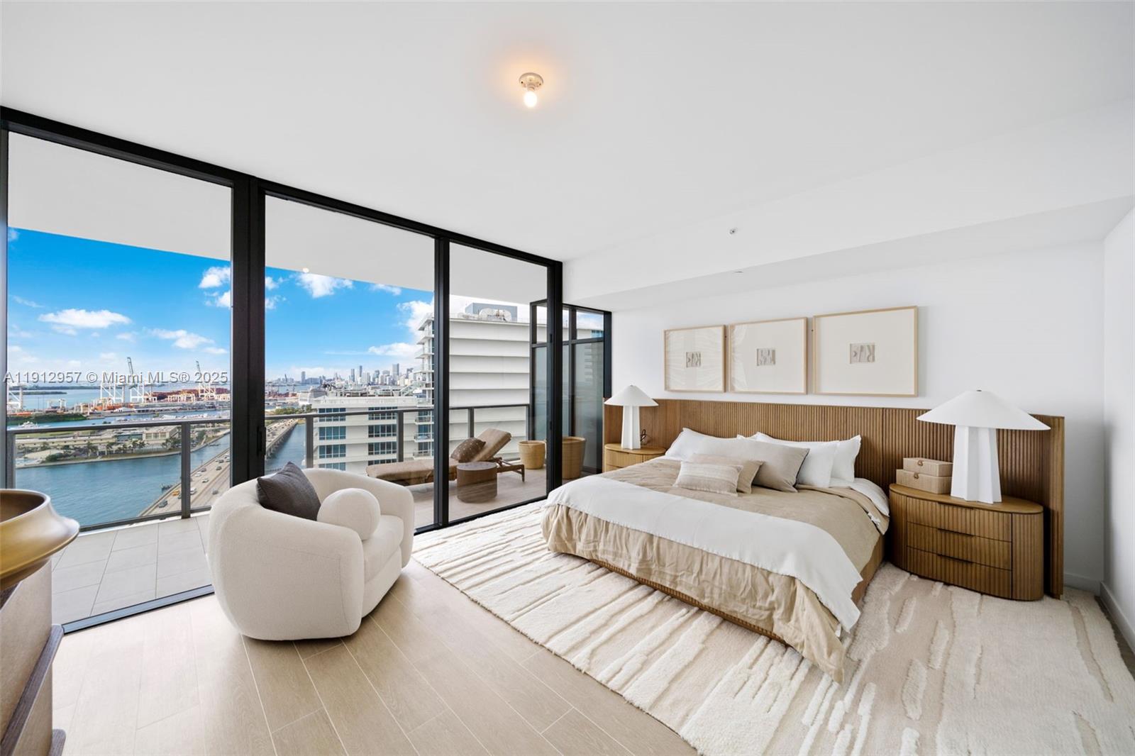 500 Alton Rd #2303 Miami Beach, FL 33139