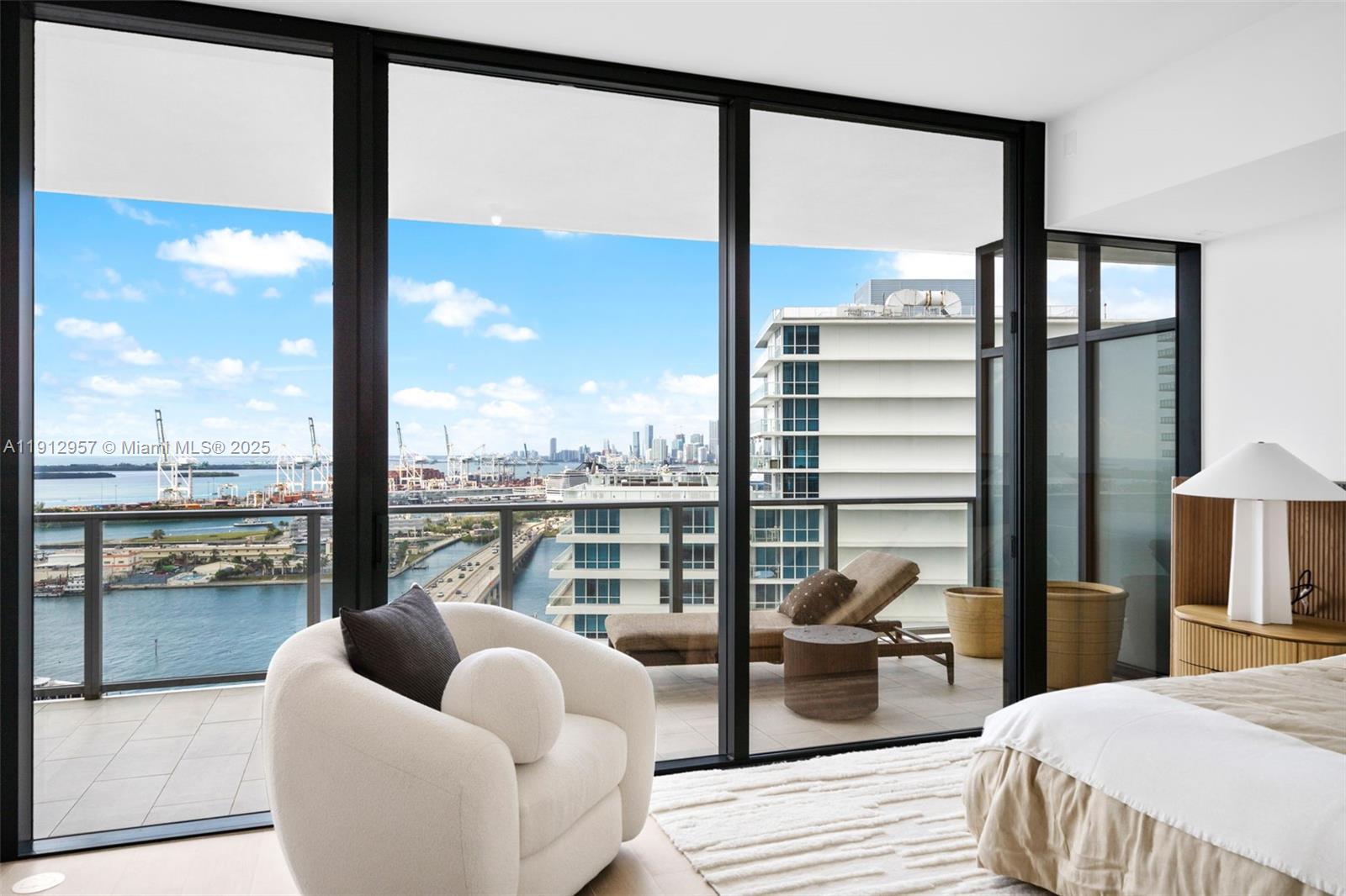 500 Alton Rd #2303 Miami Beach, FL 33139