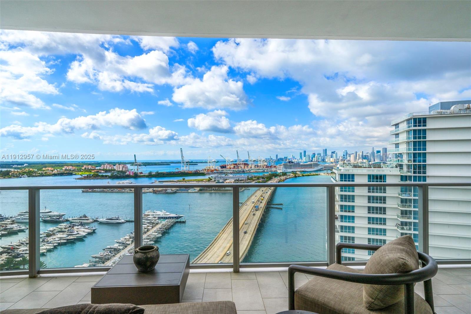 500 Alton Rd #2303 Miami Beach, FL 33139