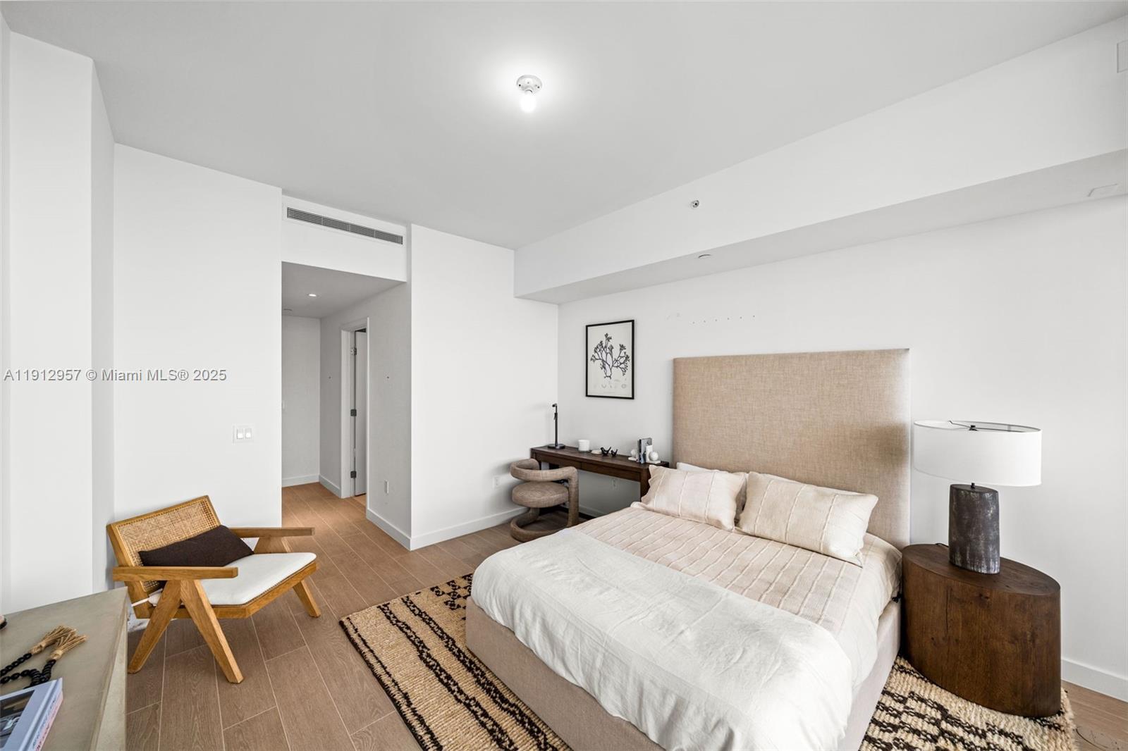 500 Alton Rd #2303 Miami Beach, FL 33139