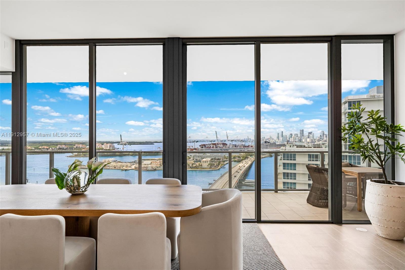 500 Alton Rd #2303 Miami Beach, FL 33139