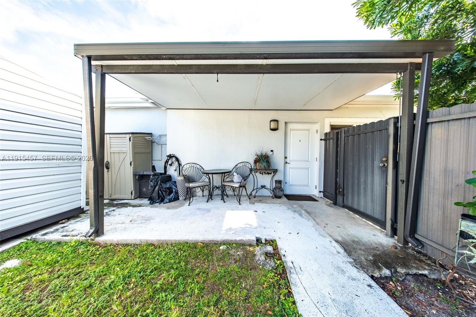 10431 SW 93rd St Miami, FL 33176