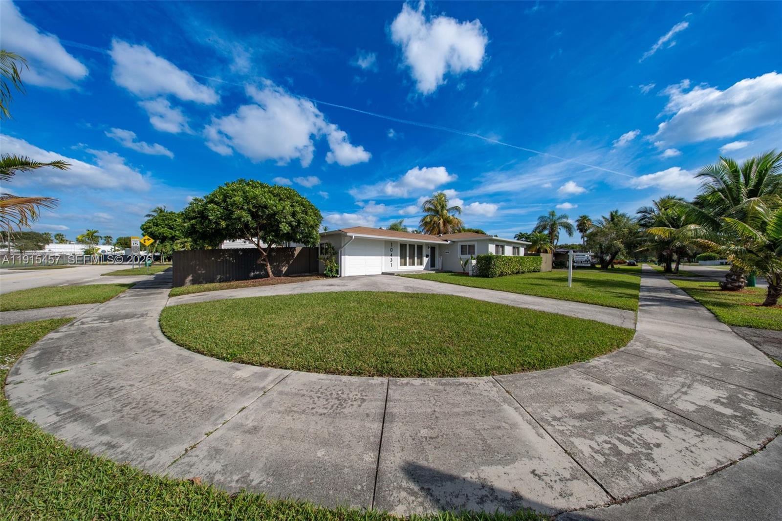 10431 SW 93rd St Miami, FL 33176