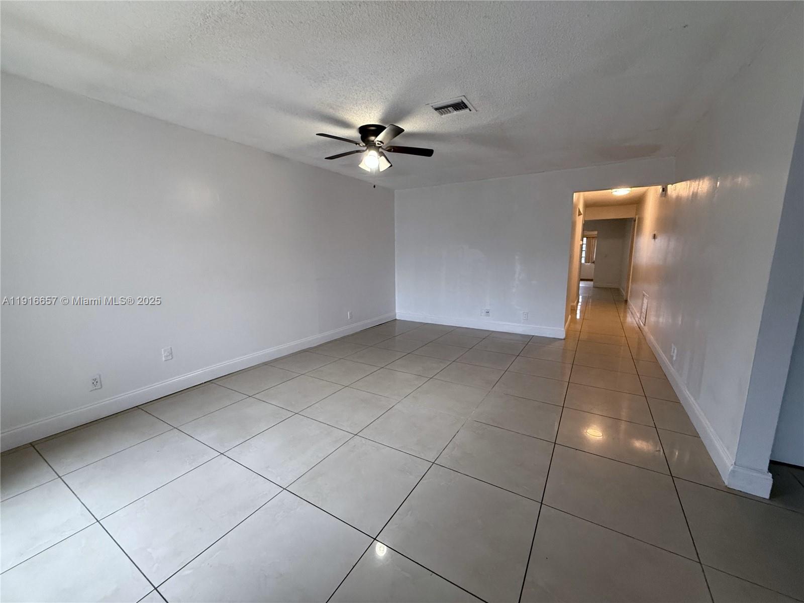 11001 NW 44th St # East Coral Springs, FL 33065