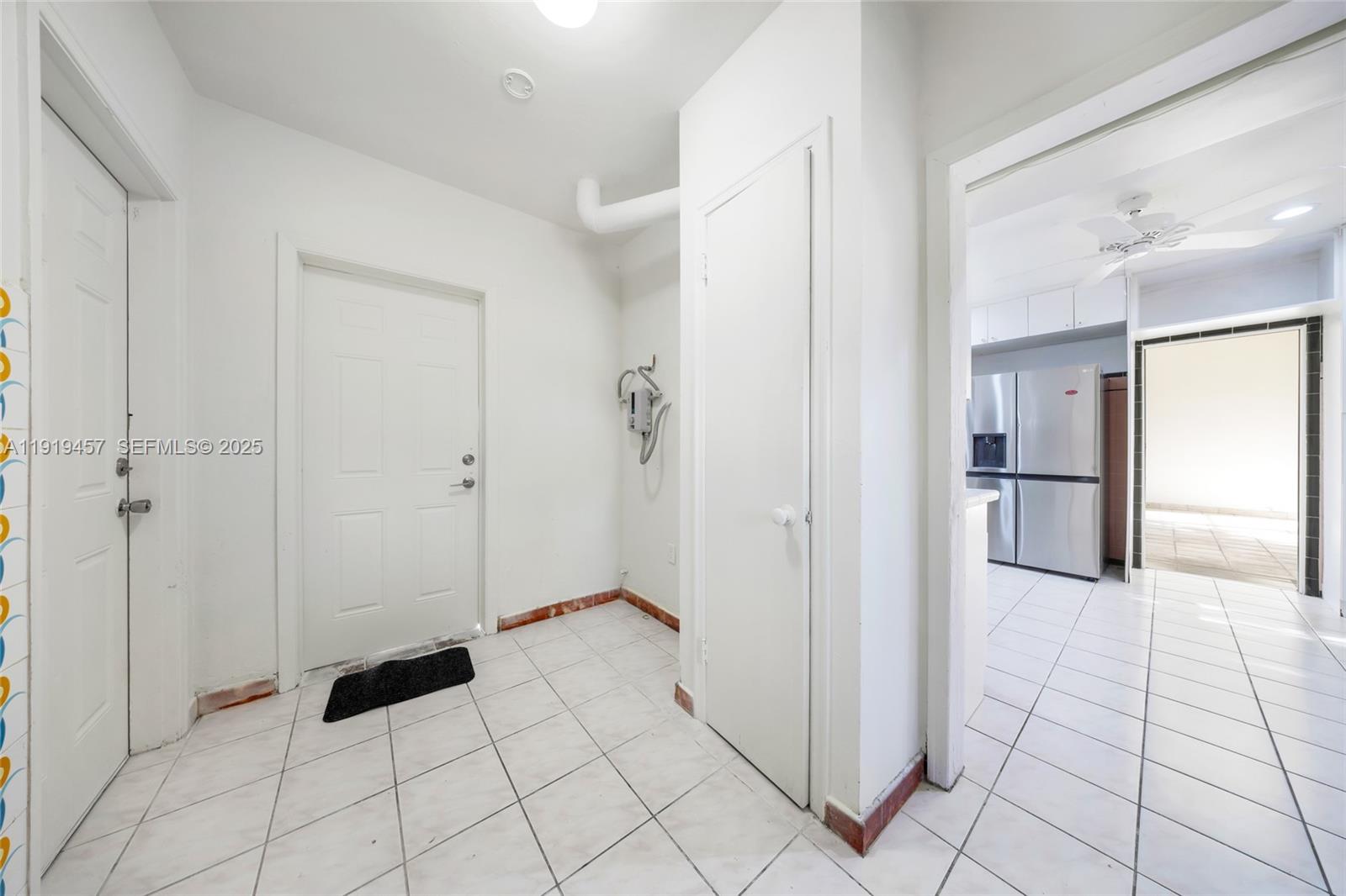 297 Eucalyptus Dr Hialeah, FL 33010