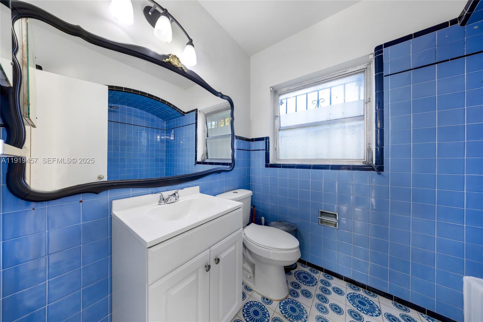 297 Eucalyptus Dr Hialeah, FL 33010