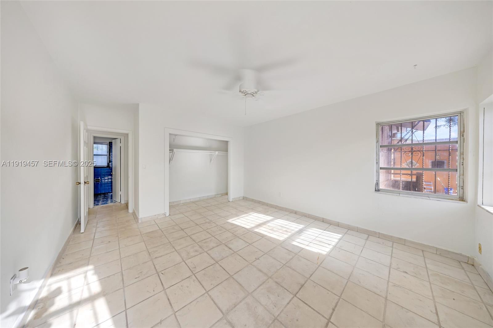 297 Eucalyptus Dr Hialeah, FL 33010