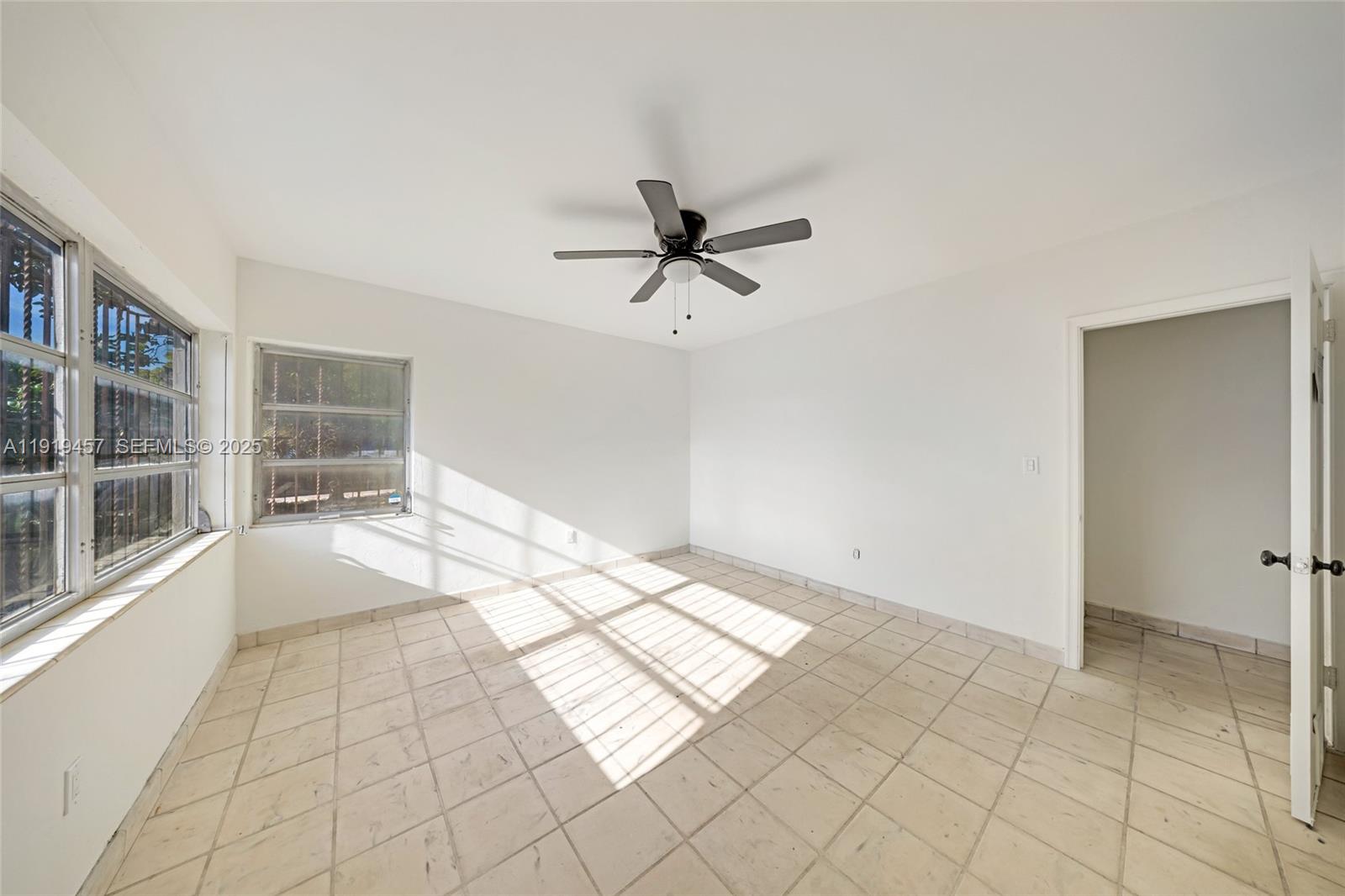 297 Eucalyptus Dr Hialeah, FL 33010