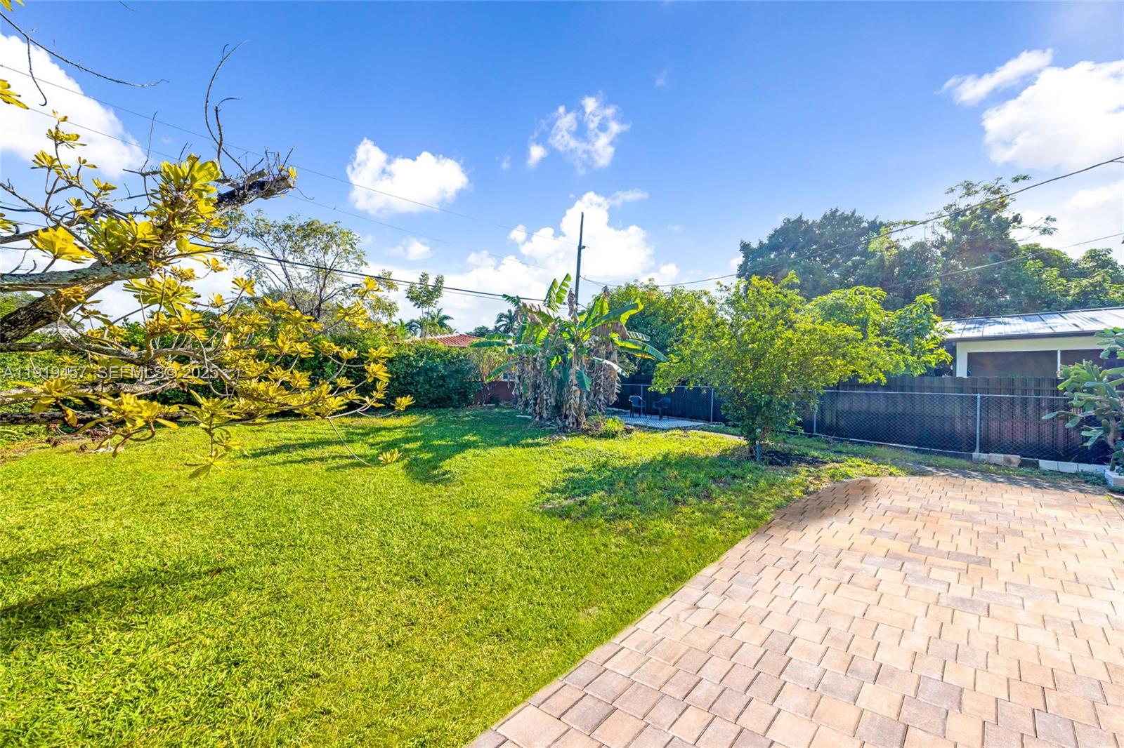 297 Eucalyptus Dr Hialeah, FL 33010