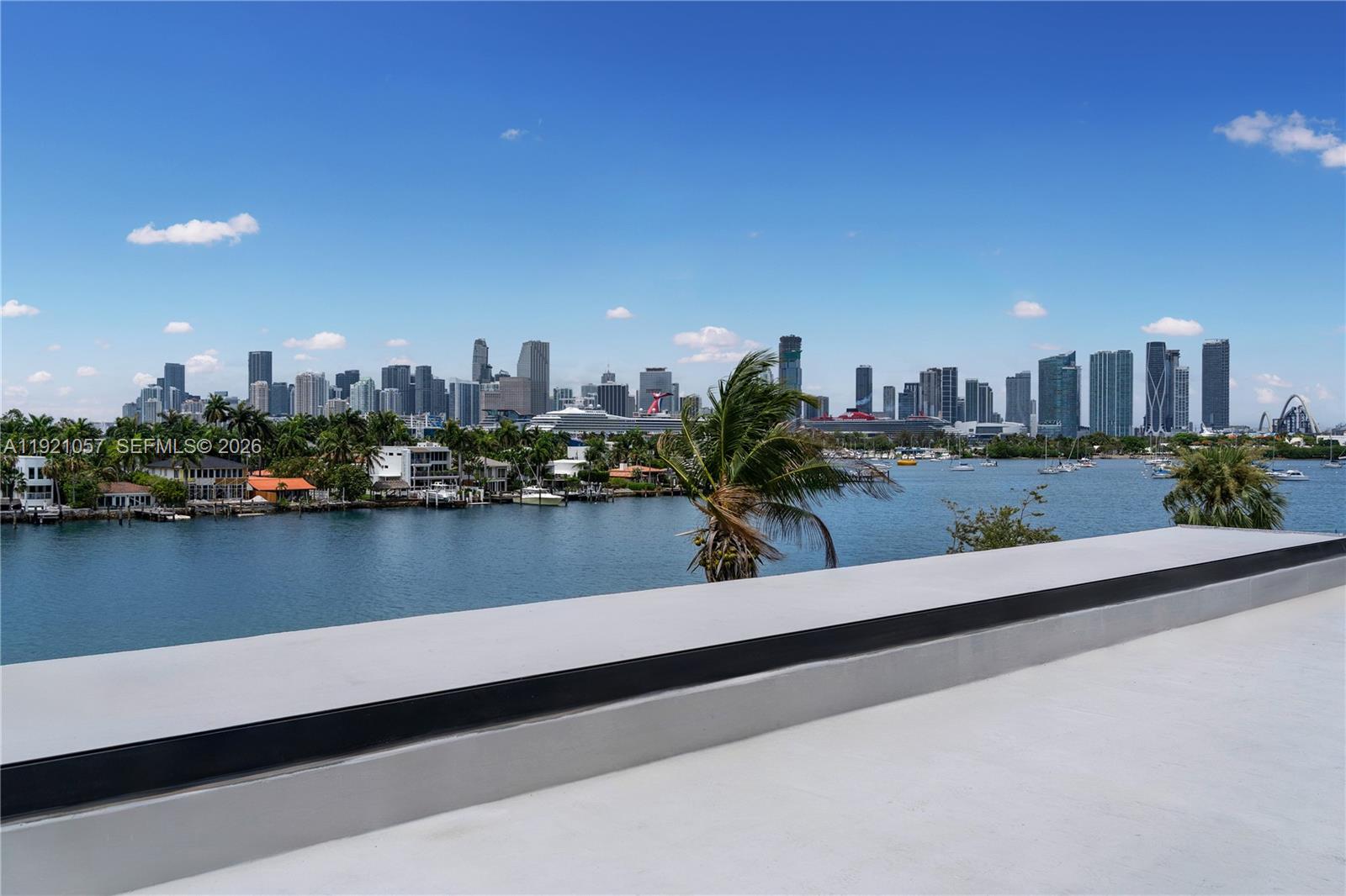 360 S Hibiscus Dr Miami Beach, FL 33139