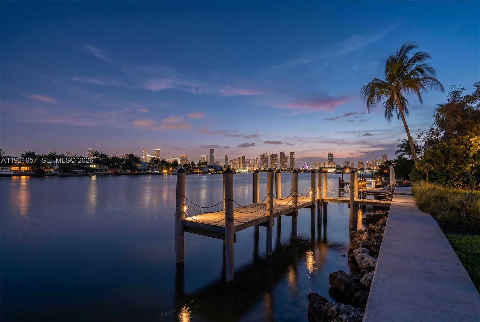 360 S Hibiscus Dr Miami Beach, FL 33139