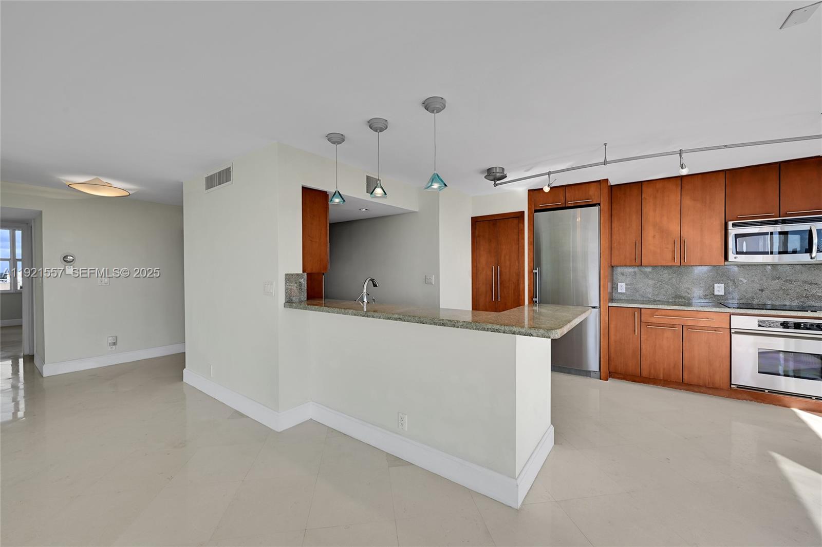 936 Intracoastal Dr #15H Fort Lauderdale, FL 33304