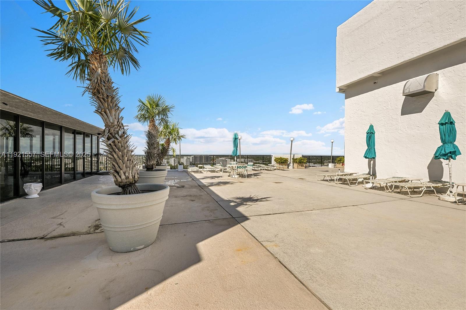 936 Intracoastal Dr #15H Fort Lauderdale, FL 33304