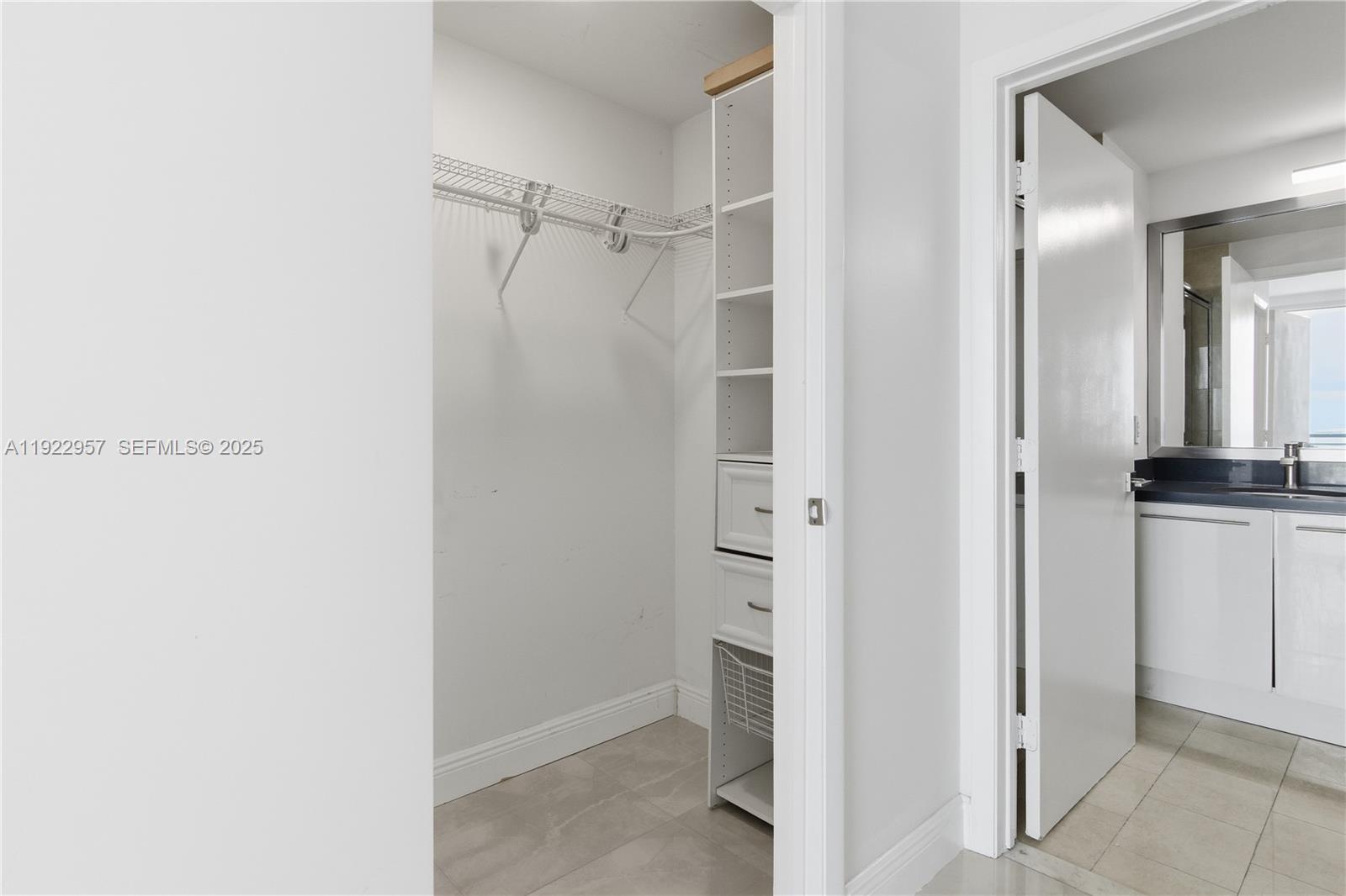 90 SW 3rd St #2408 Miami, FL 33130