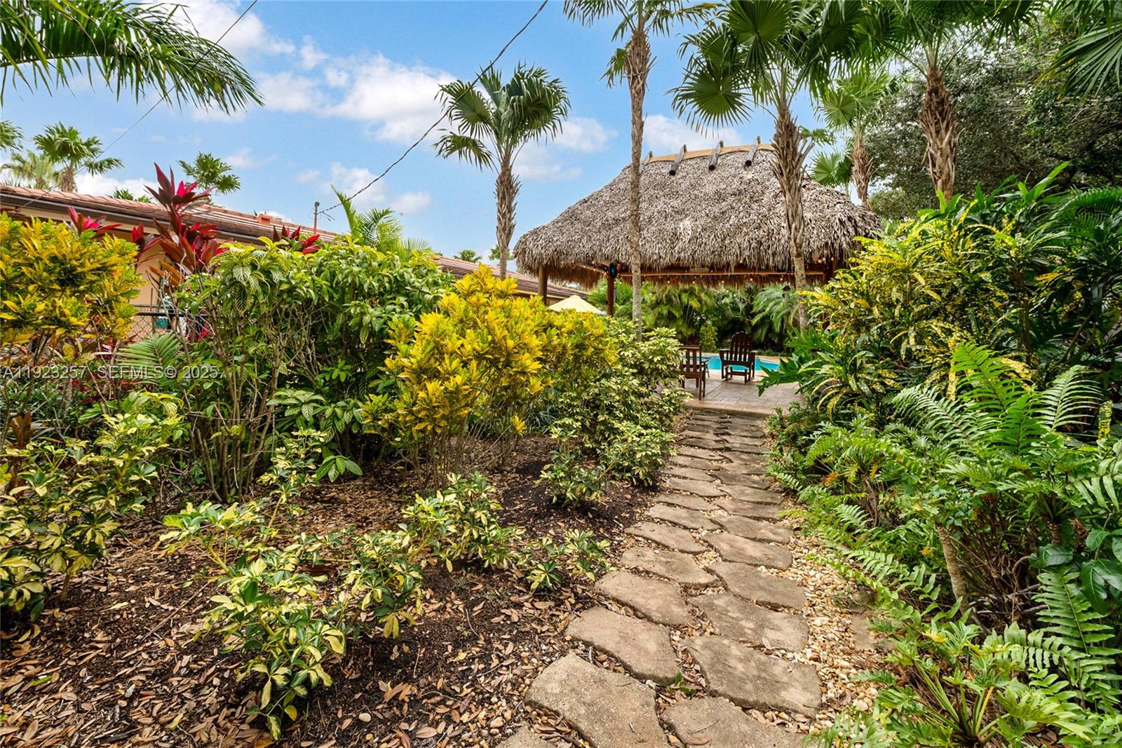 8700 SW 159th St Palmetto Bay, FL 33157