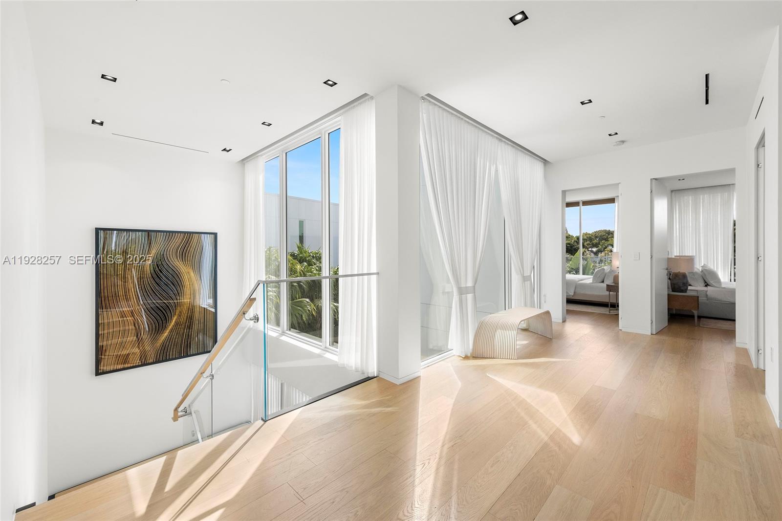 1031 W 48th St Miami Beach, FL 33140