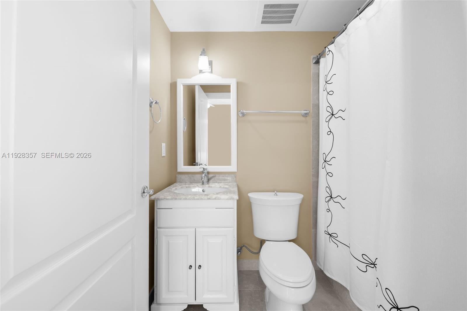 110 Hendricks Isle #10 Fort Lauderdale, FL 33301