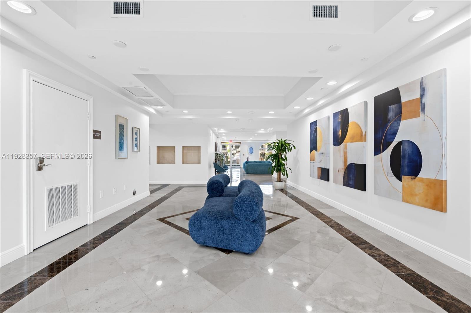 110 Hendricks Isle #10 Fort Lauderdale, FL 33301