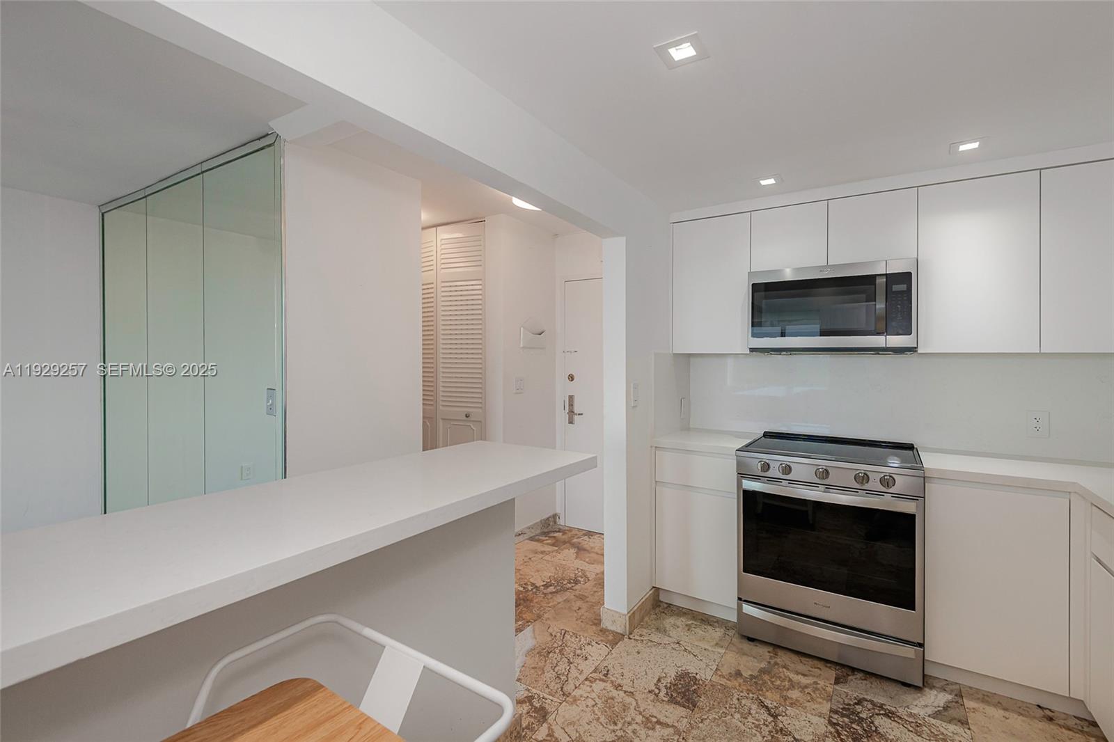 150 SE 25th Rd #7J Miami, FL 33129