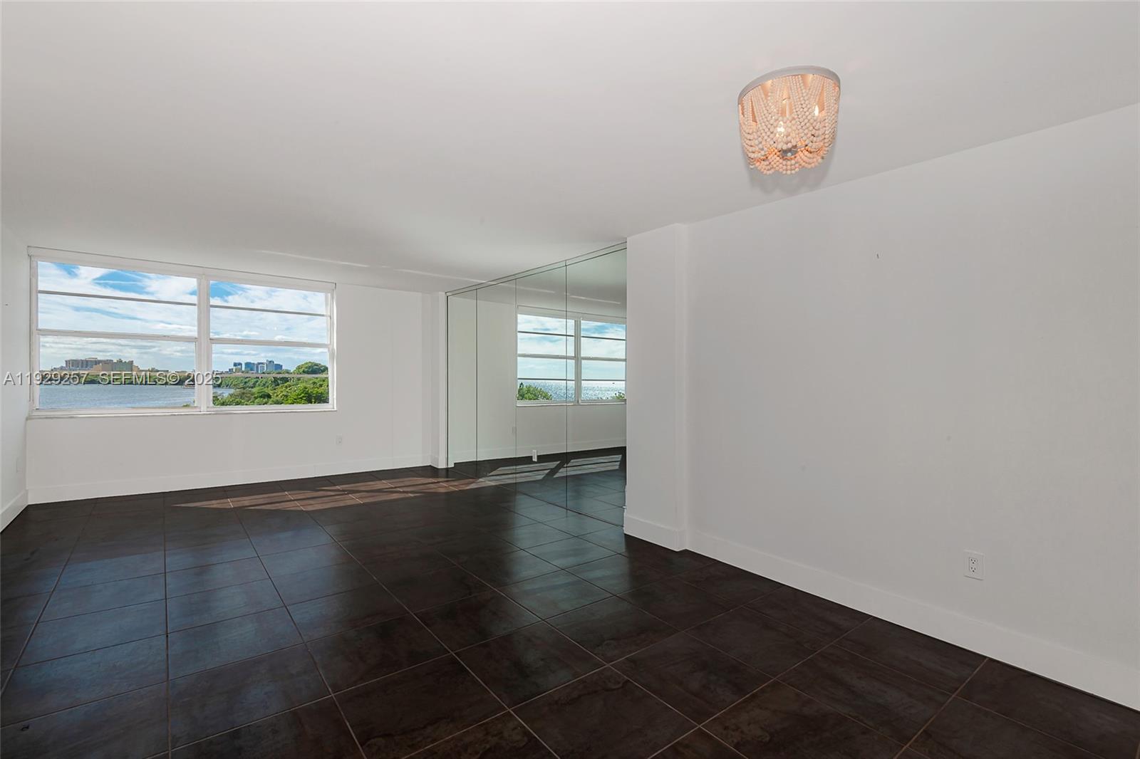 150 SE 25th Rd #7J Miami, FL 33129