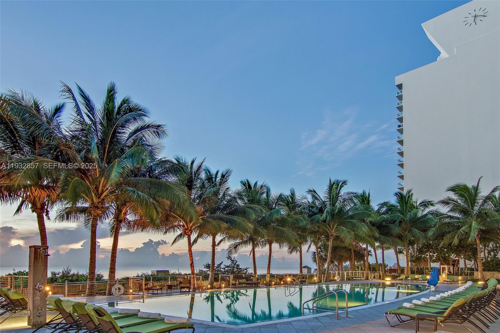image The Carillon North Tower20