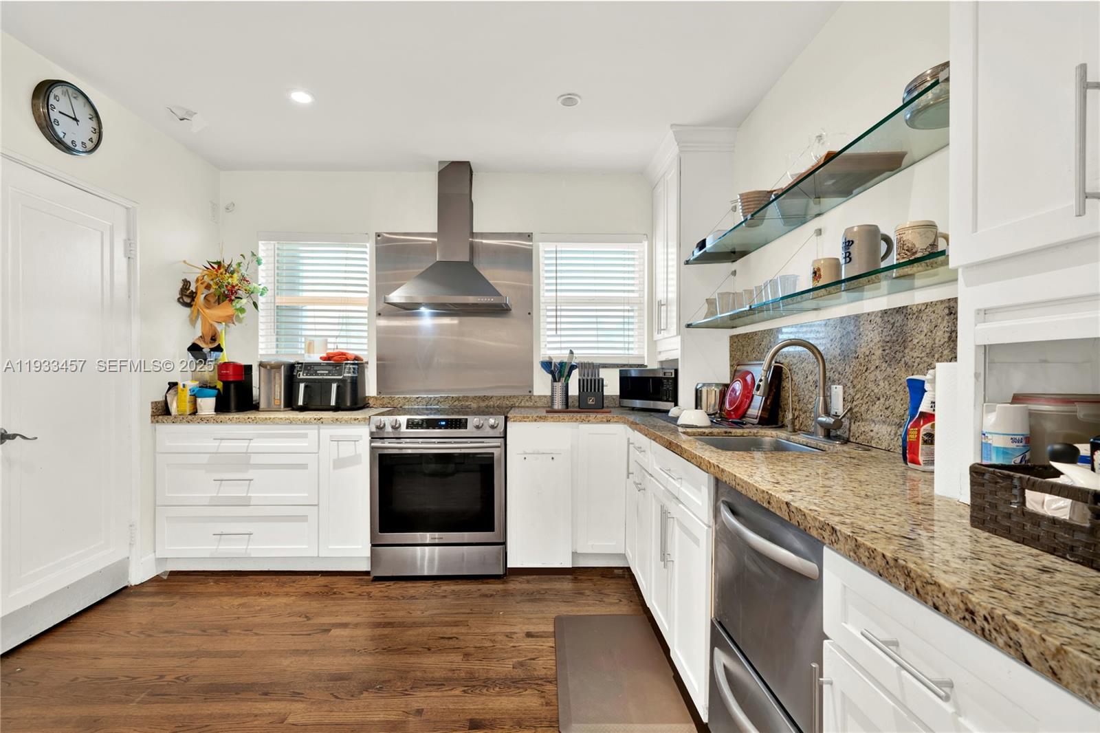 3415 Royal Palm Ave Miami Beach, FL 33140