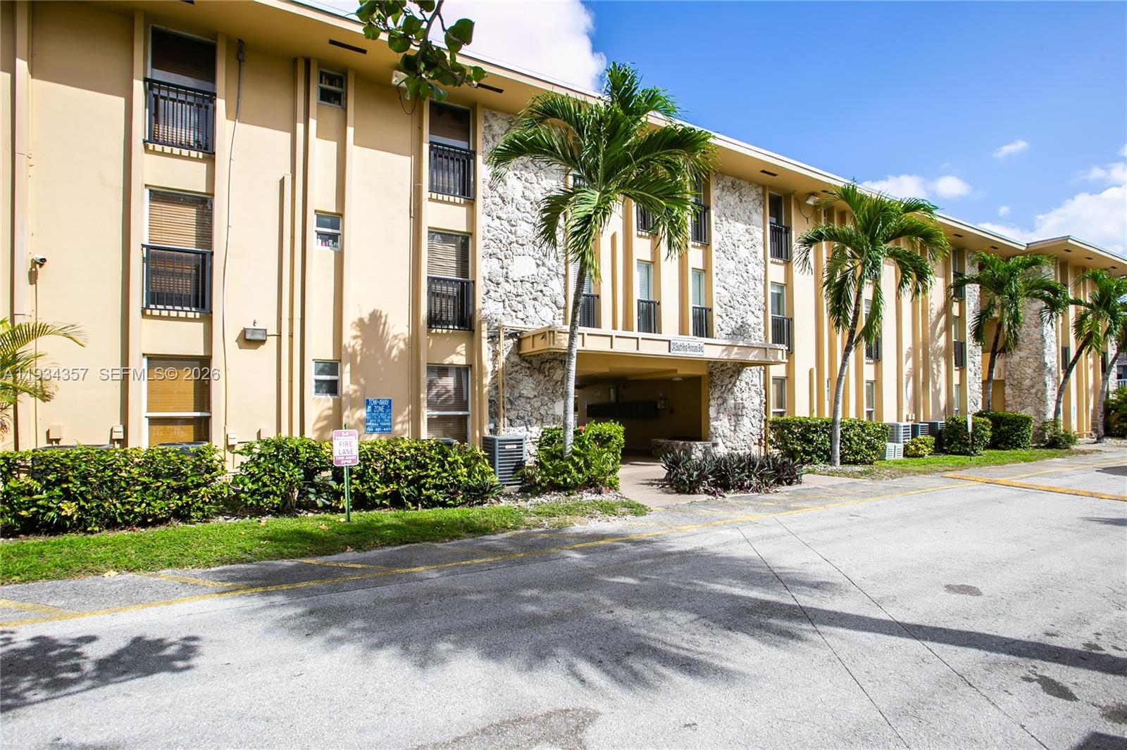 241 S Royal Poinciana Blvd #305