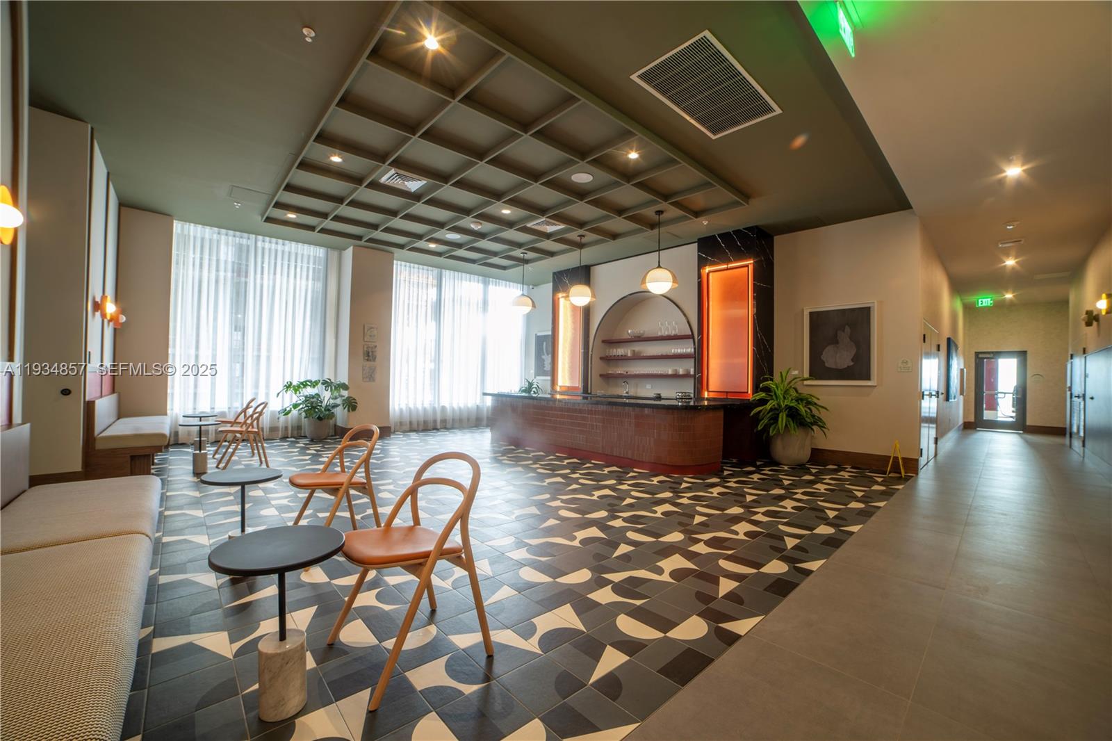 11 NE 6th #2013 Miami, FL 33132