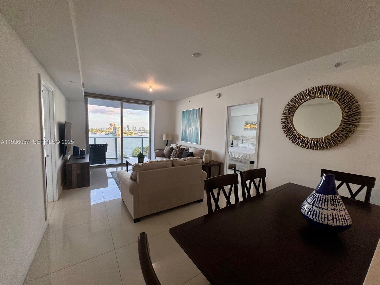 image Aria on the Bay1