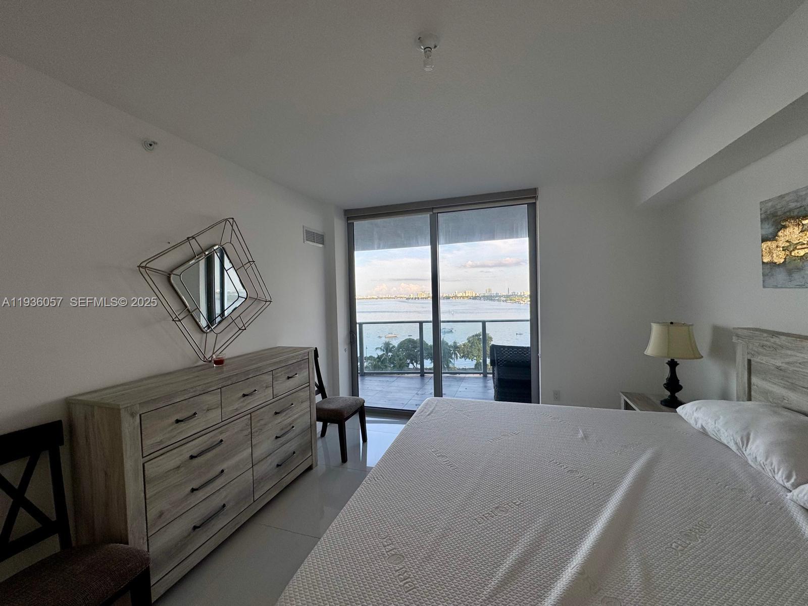 image Aria on the Bay4