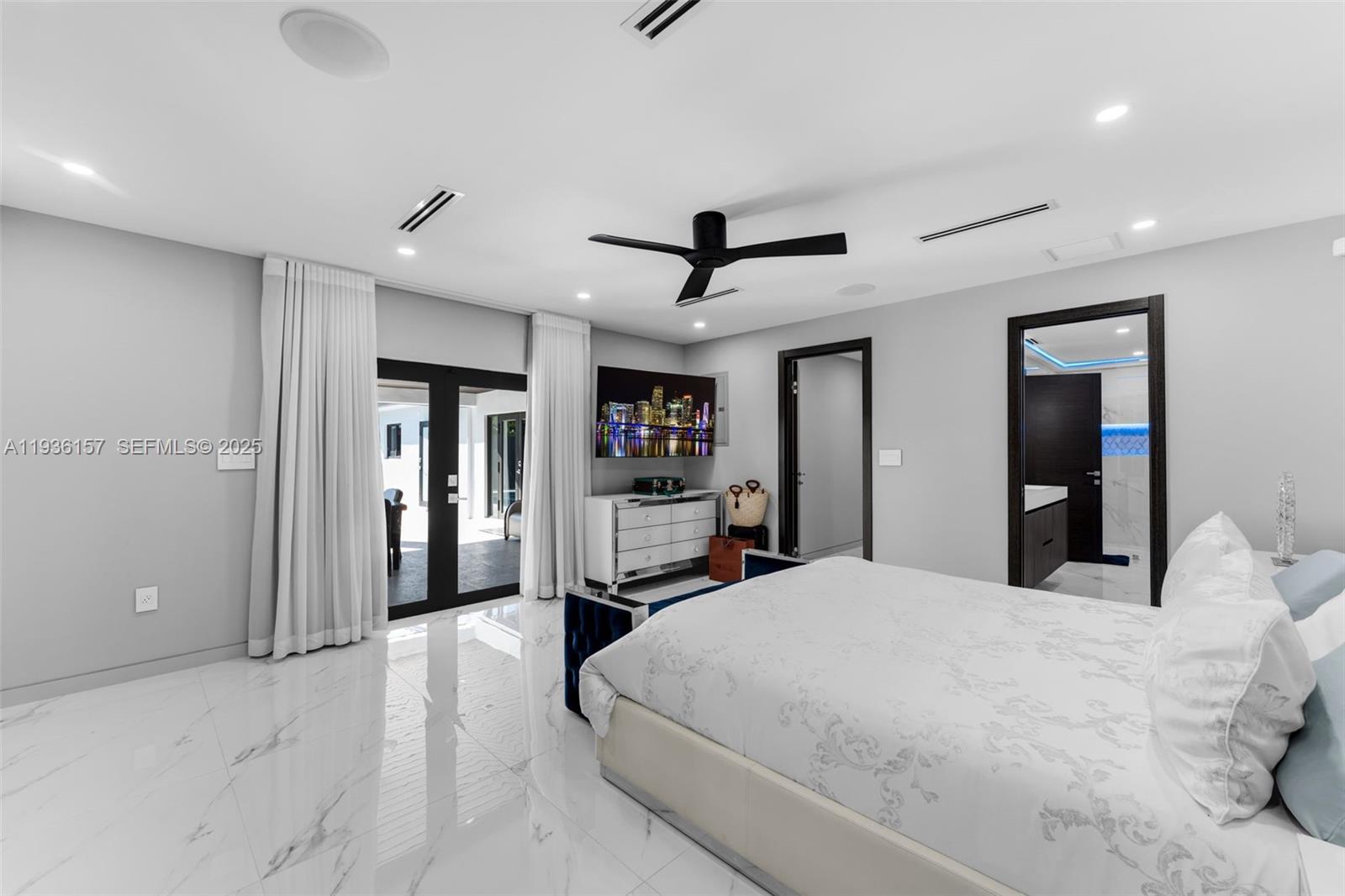 Undisclosed Address Miami, FL 33175