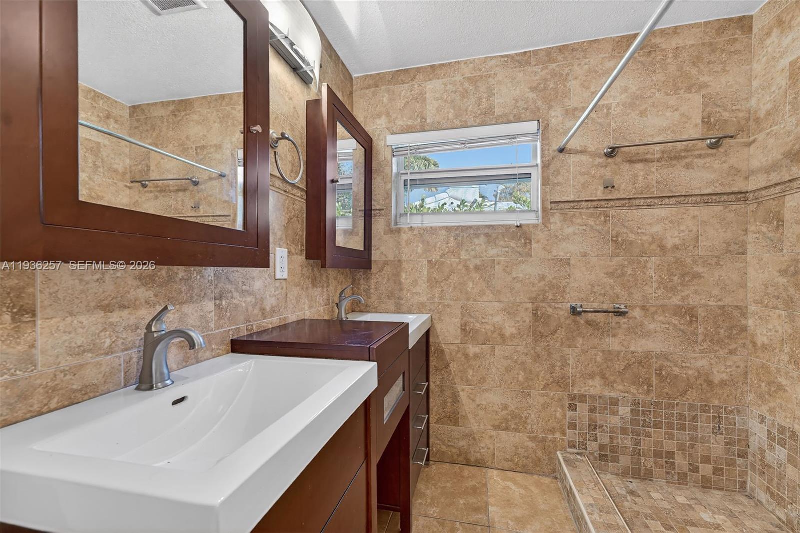 1538 Funston St Hollywood, FL 33020