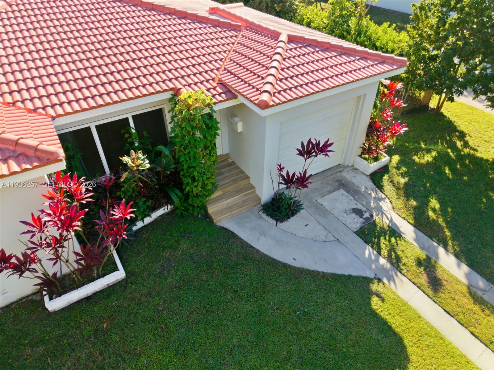 1538 Funston St Hollywood, FL 33020