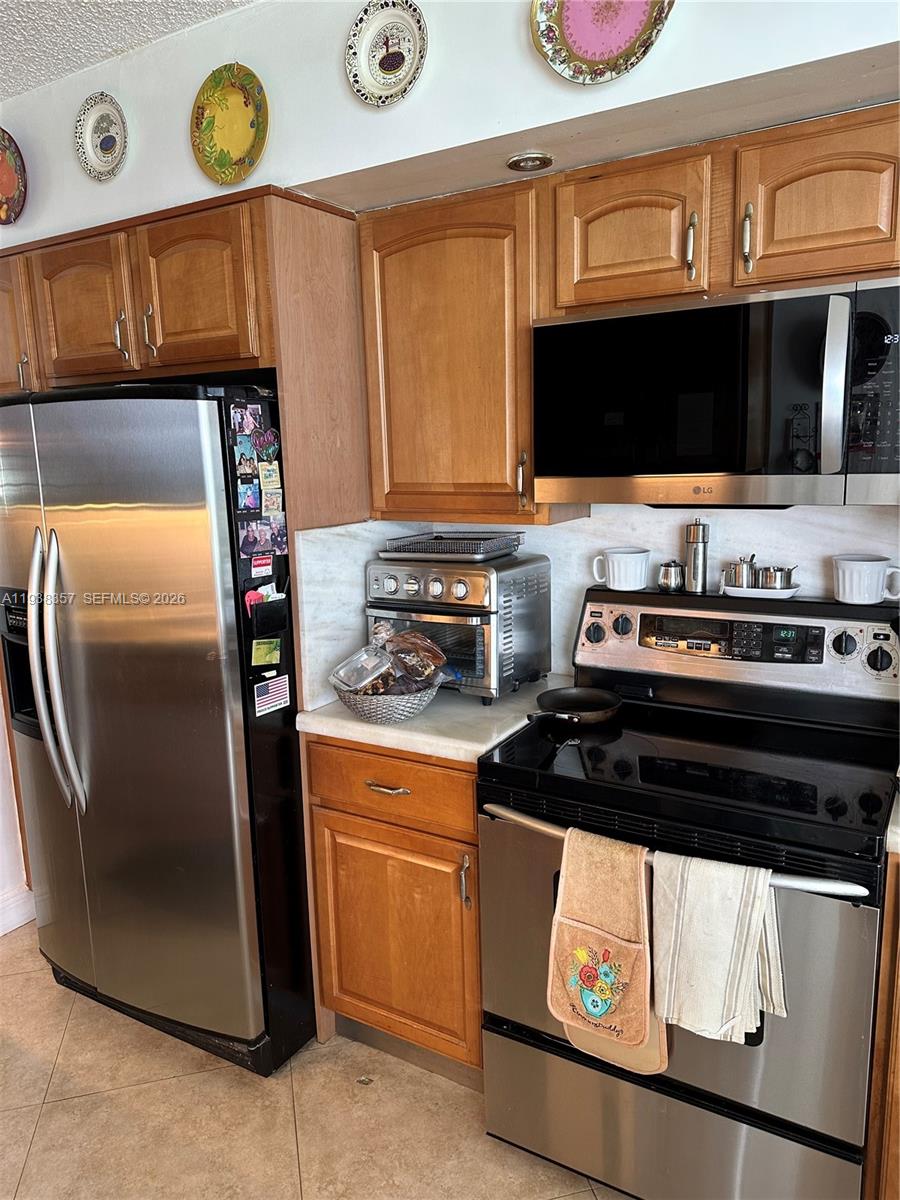 16485 Collins Ave #2235 Sunny Isles Beach, FL 33160