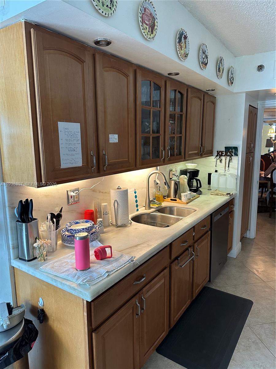 16485 Collins Ave #2235 Sunny Isles Beach, FL 33160