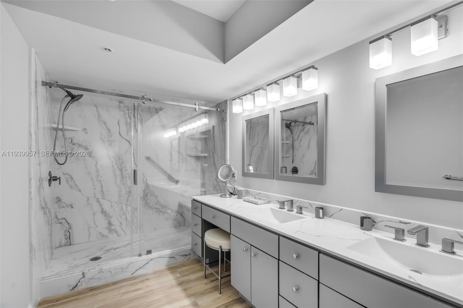 image 1500 Ocean Drive19