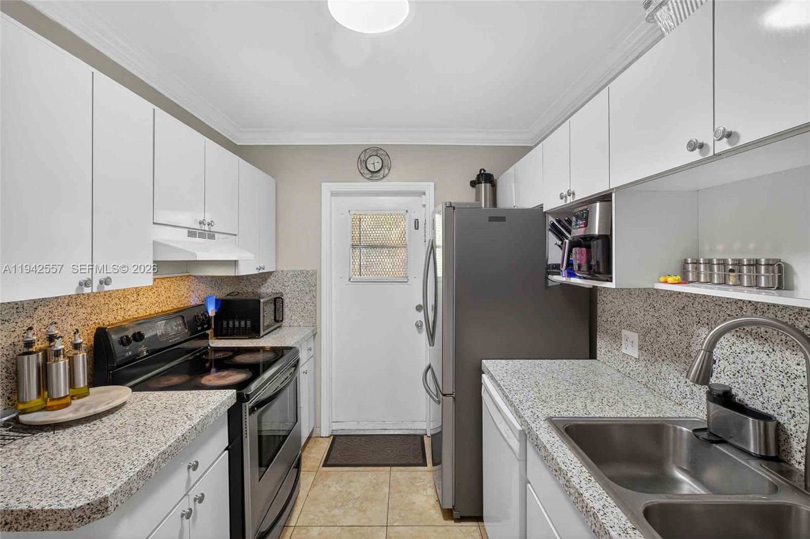 395 NW 124th St North Miami, FL 33168