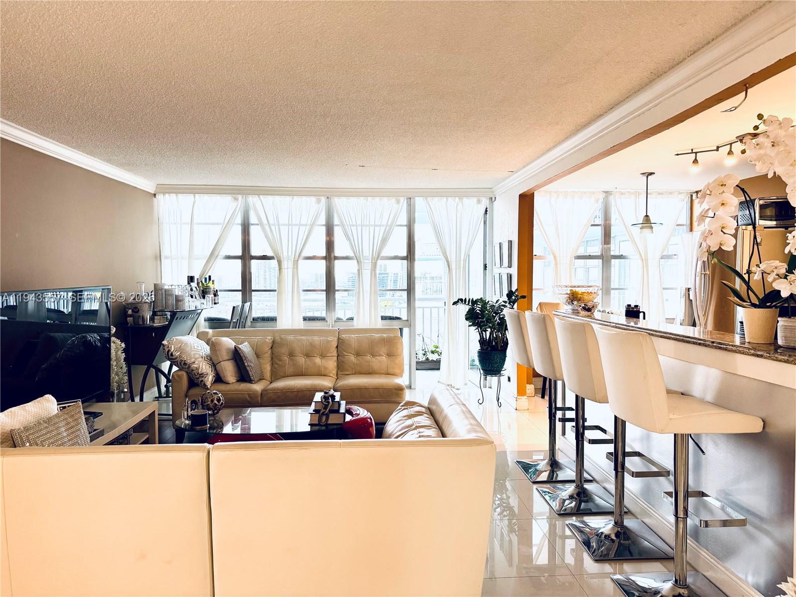 image Winston Towers 5005