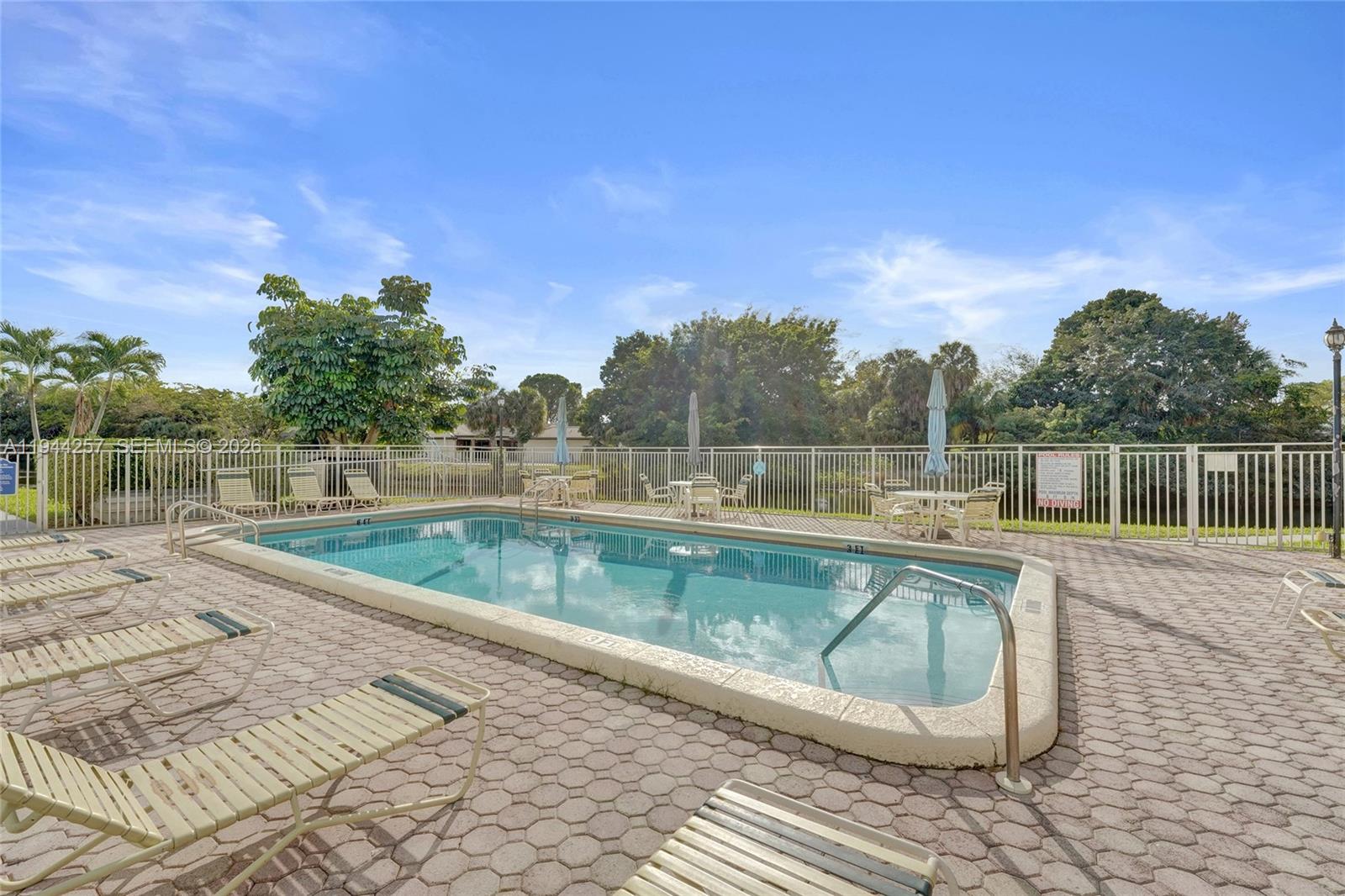 505 S Pine Is Rd #405B Plantation, FL 33324