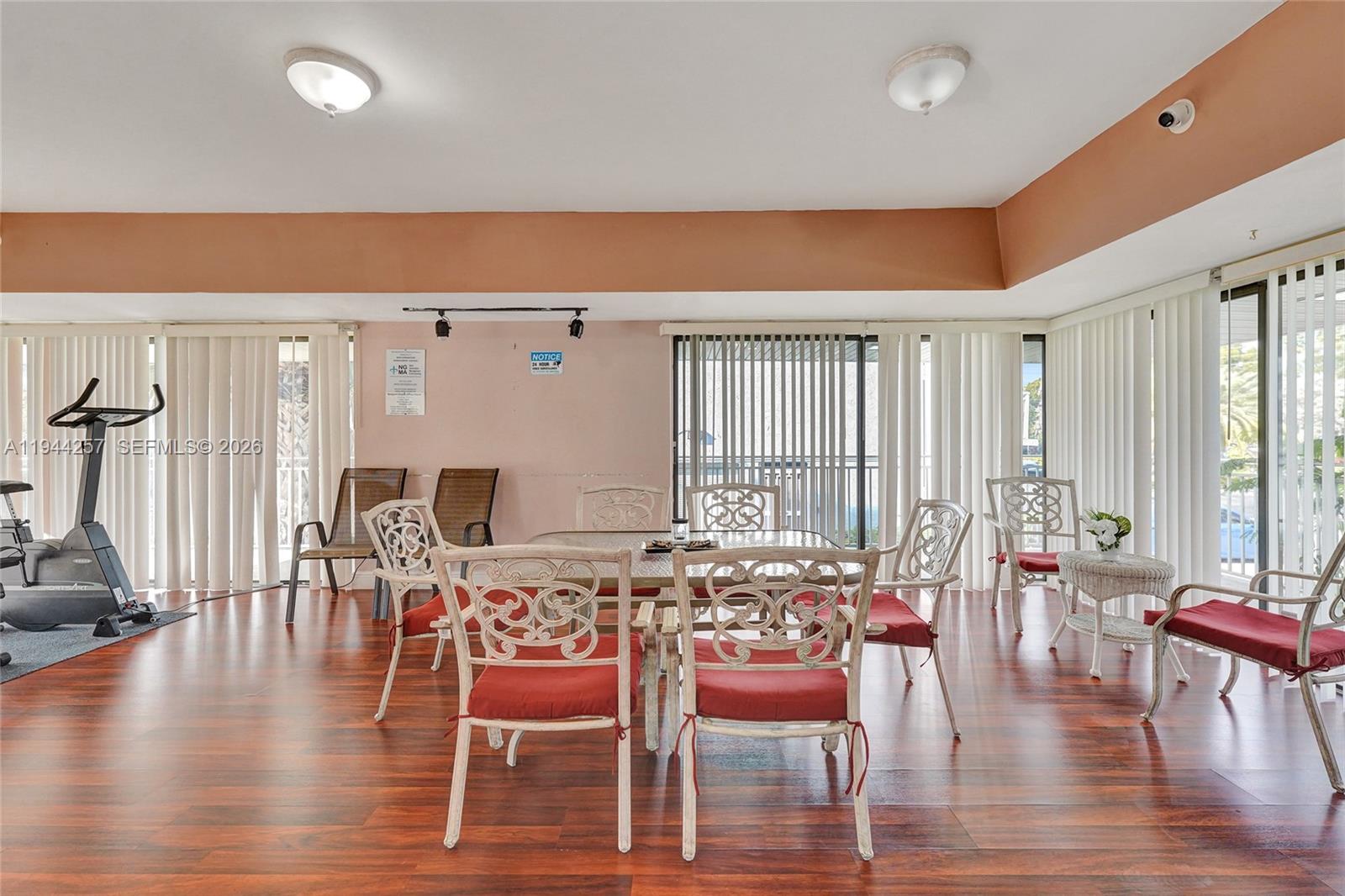 505 S Pine Is Rd #405B Plantation, FL 33324