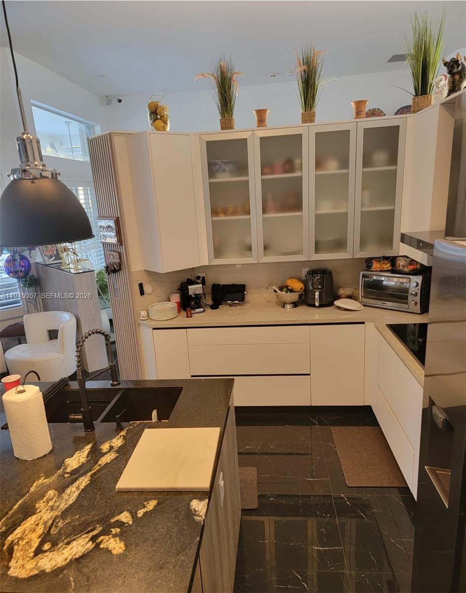 13707 NW 21st St Pembroke Pines, FL 33028