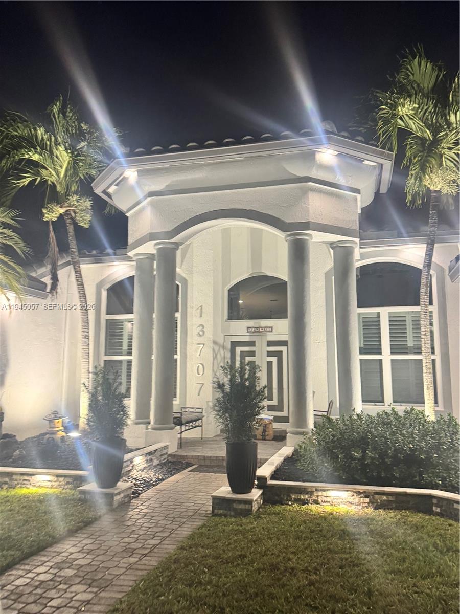 13707 NW 21st St Pembroke Pines, FL 33028