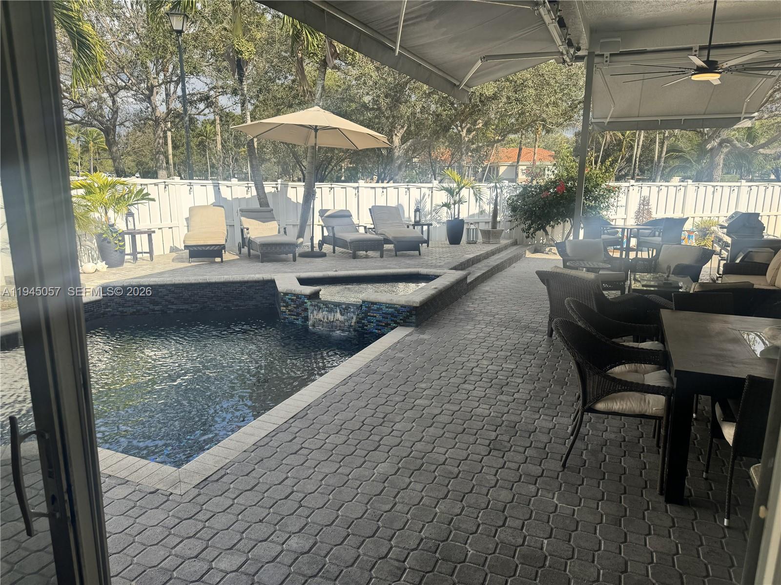 13707 NW 21st St Pembroke Pines, FL 33028