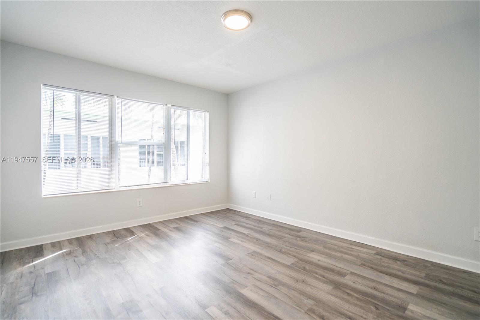 2180 Bay Dr #3B Miami Beach, FL 33141