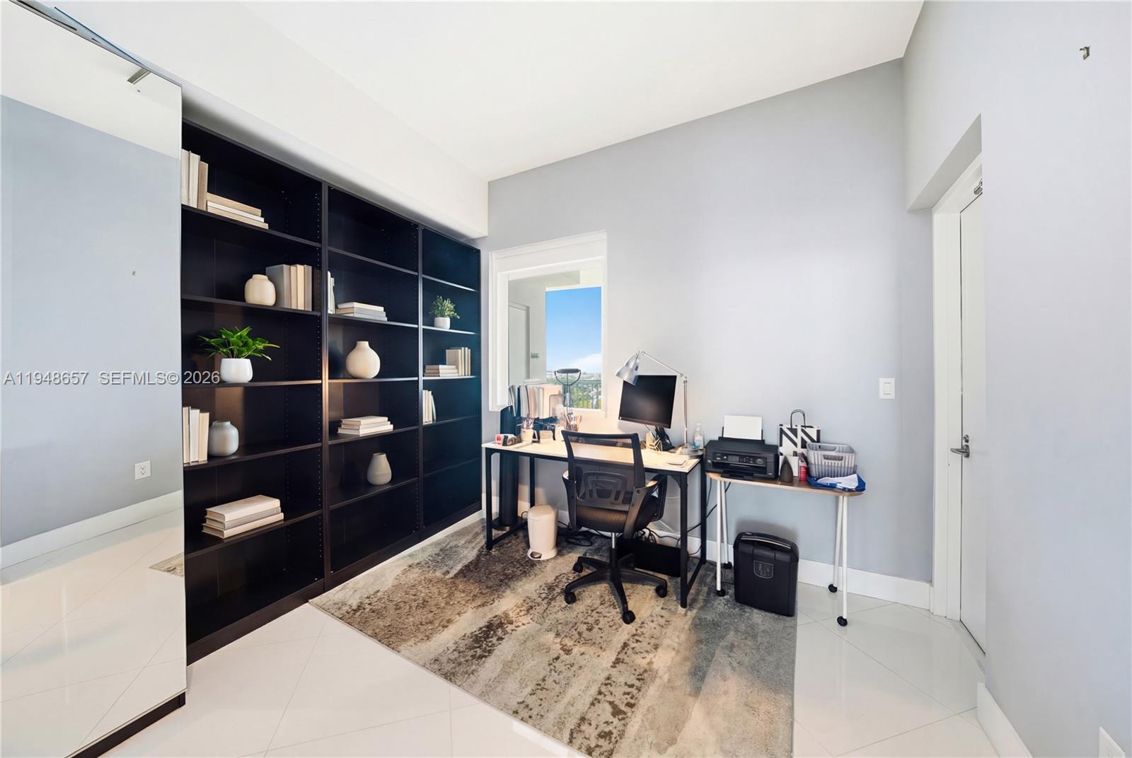 image Paramount Bay18