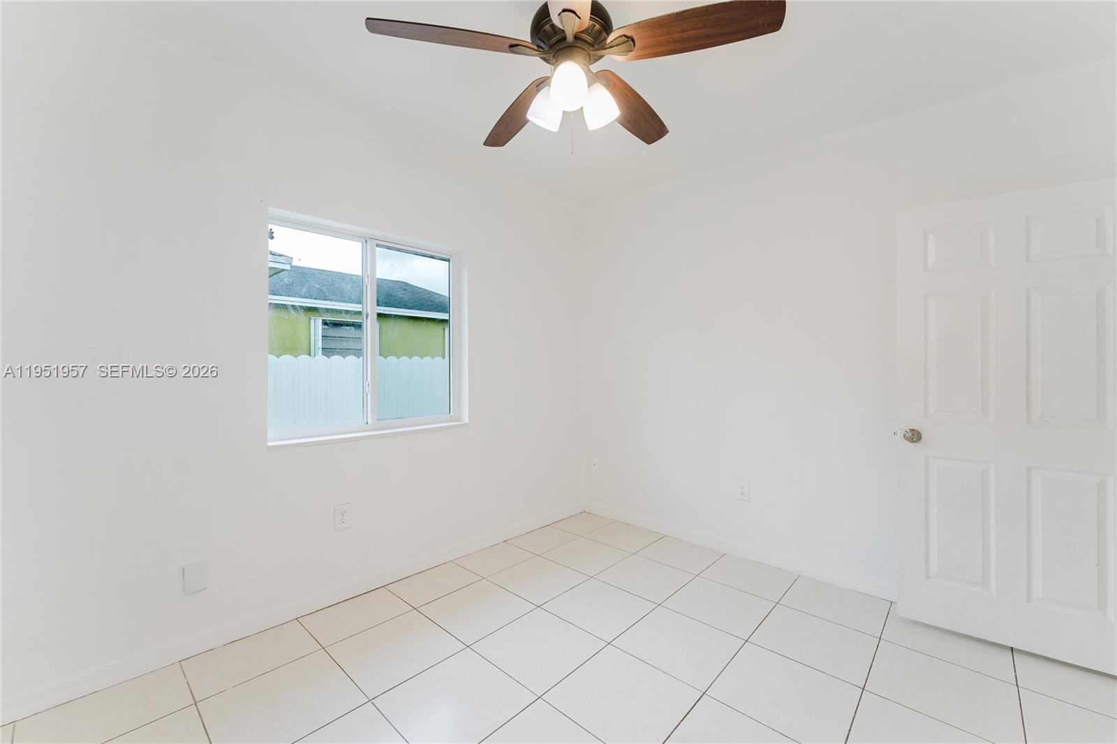 810 NW 112th St Miami, FL 33168