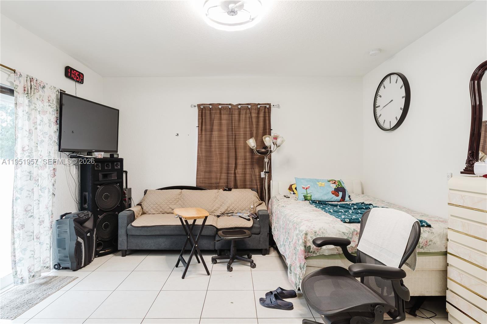 810 NW 112th St Miami, FL 33168