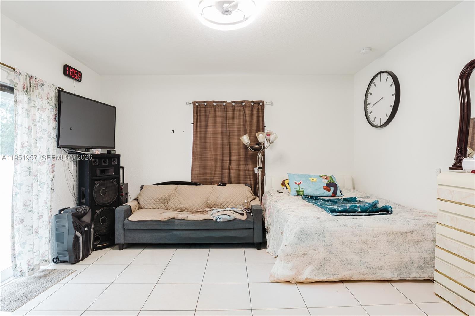 810 NW 112th St Miami, FL 33168