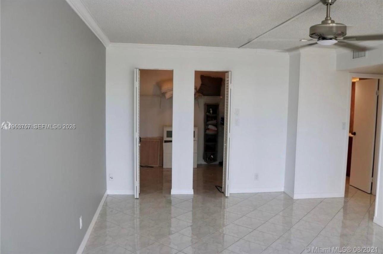 1000 Parkview Dr #528 Hallandale Beach, FL 33009