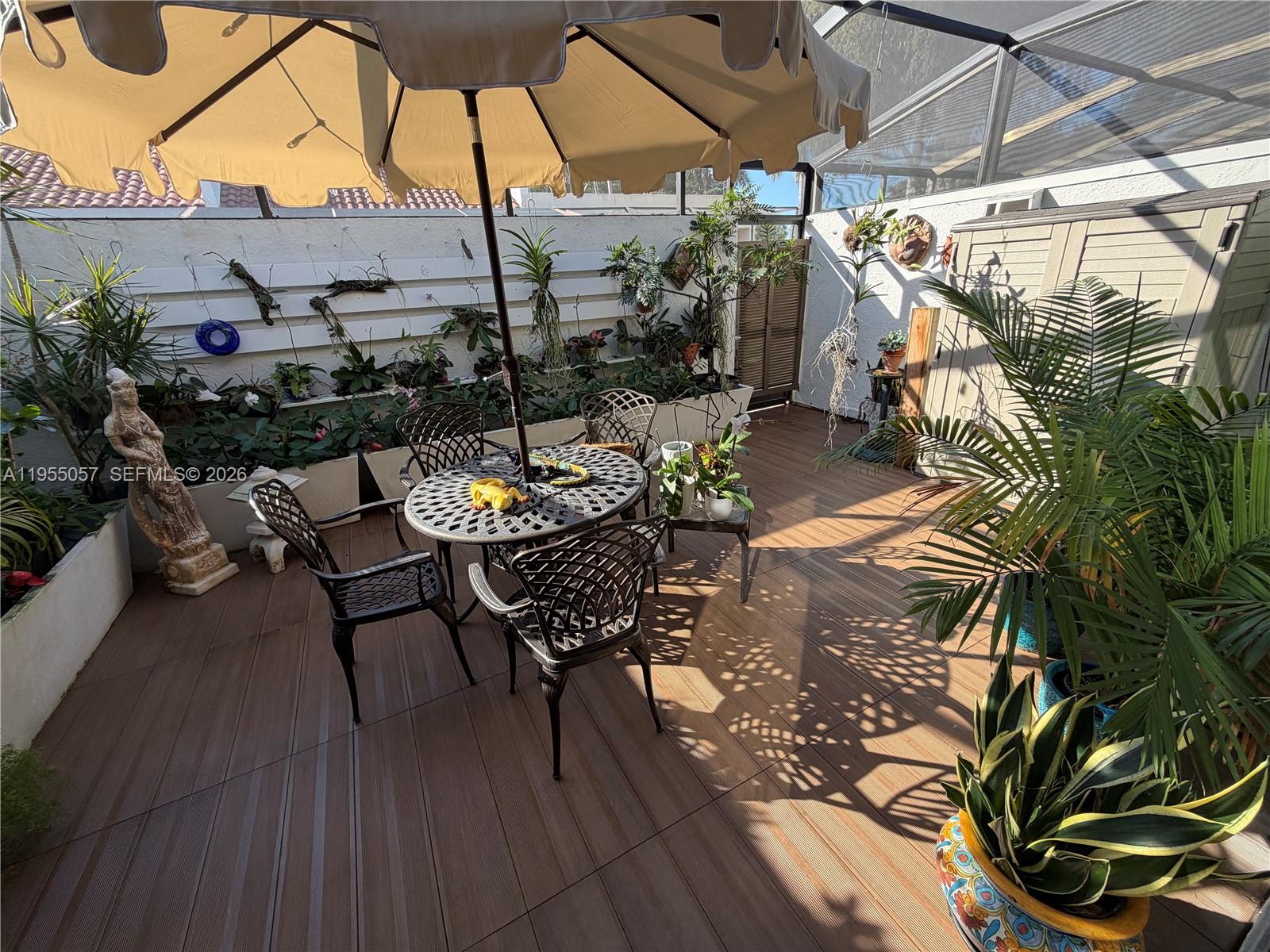 8144 SW 86th Ter Miami, FL 33143